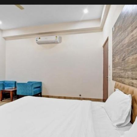 Hotel Amrapali Inn Jaipur Buitenkant foto